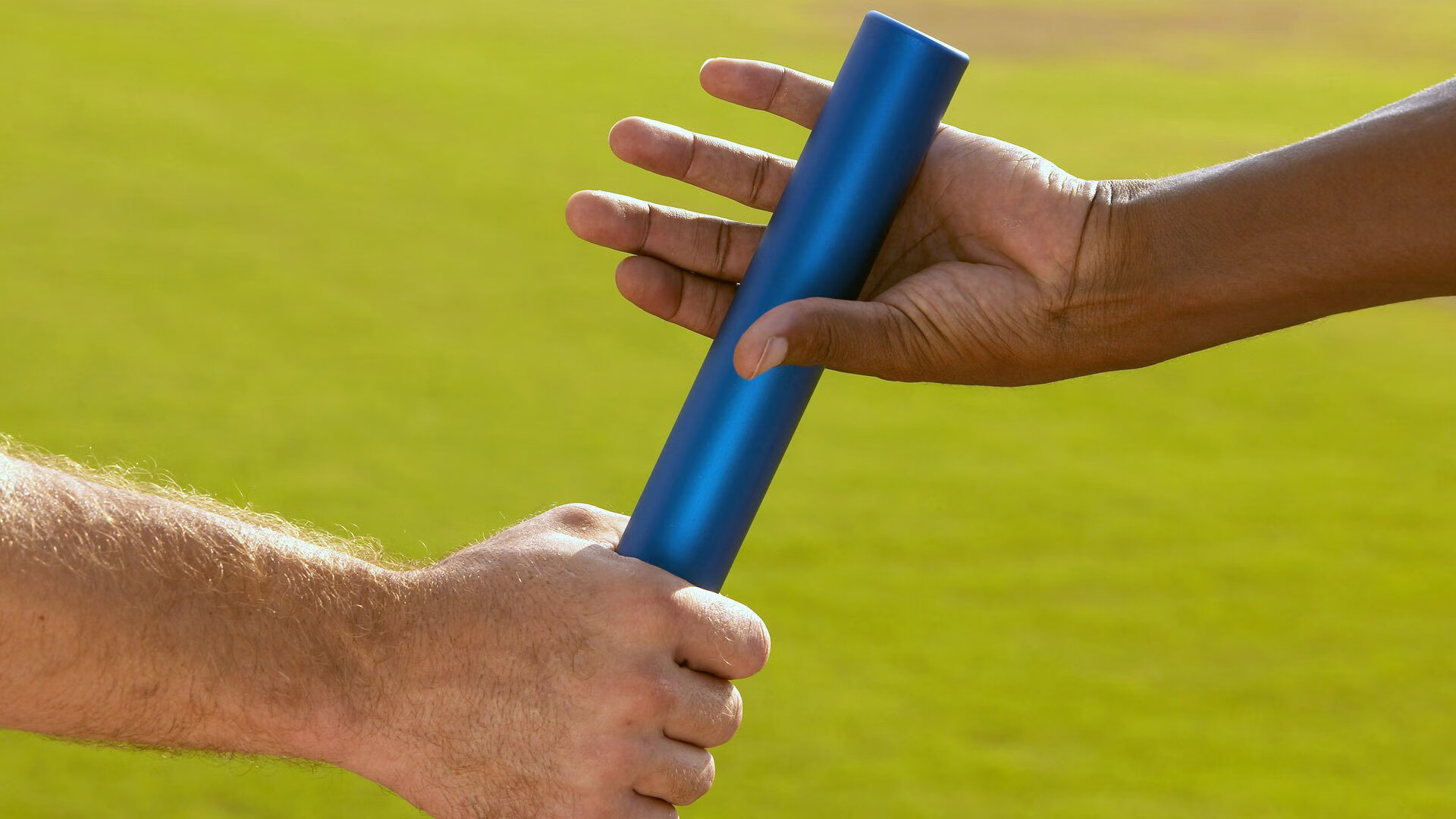 克罗地亚骑手马特·布尼奇在2024年国际马术联合会世界障碍赛中以“Mister Cool”马匹获得第七名,表现出色。